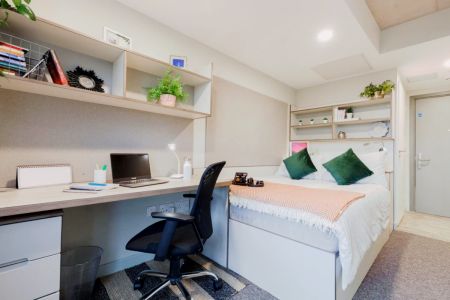 Lovely double ensuite bedroom in a residence close to Sheffield Botanical Gardens - Photo 5