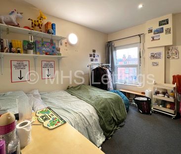 9 Bedroom Mid Terraced House for rent in Kensington Terrace - Photo 4