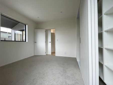 Beautiful 2 bedroom townhouse - Photo 3