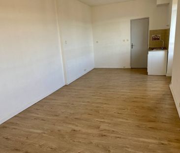 Location appartement 1 pièce 23.5 m² à Labégude (07200) - Photo 1