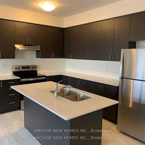 Condo Townhouse For Lease | X8470968 - Photo 1