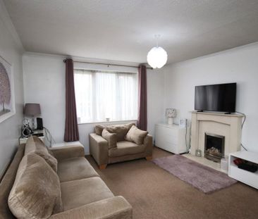 2 bedroom end of terrace house to rent - Photo 1