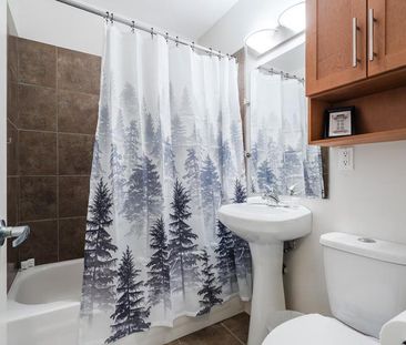 Nassau Street North - Photo 1