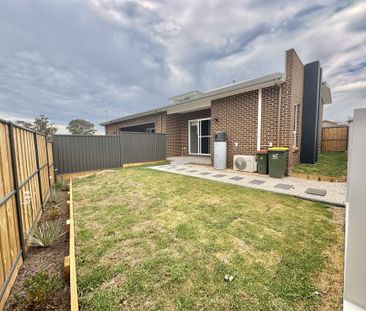 Charming 2-Bedroom Home in Leafy Wilton - Photo 6