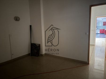 Appartement type 2 avec cour - 150m métro - Photo 5