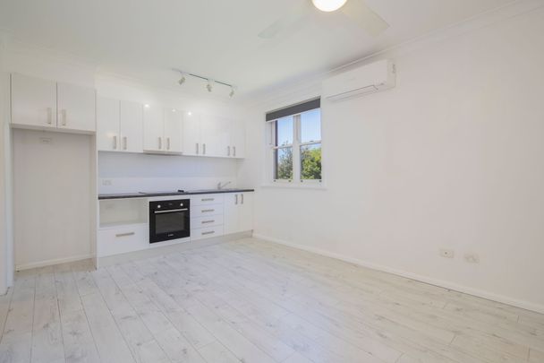 Cute One Bedroom in Kahibah! - Photo 1