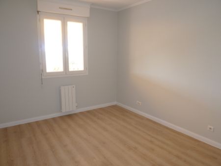 Location Appartement 6 pièces 119m² COGNAC 16100 - Photo 4