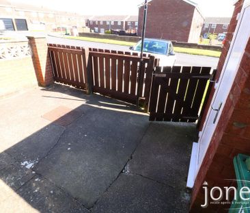 3 bedroom terraced house to rent - Photo 5