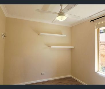 "Modern Comfort Meets City Convenience - 3-Bedroom Victoria Park Home" - Photo 6