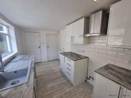 3 bedroom property to rent in Grimsby - Photo 4