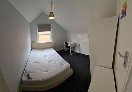 6 bedroom house to rent - Photo 5