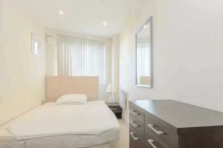 Chiswick High Road - Photo 3