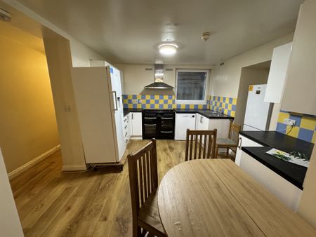Lawrence Street, York - P1893 - Photo 2