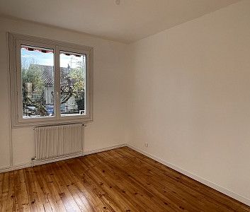 ECULLY - Maison T5 avec jardin - Photo 2