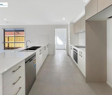 Brand New 4 Bedroom House With Ducted Reverse Cycle AC throughout. - Photo 5