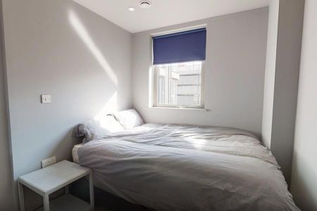 4 bedroom flat share to rent - Photo 3