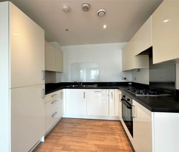 West Plaza, Town Lane, Stanwell,TW19 - Photo 3