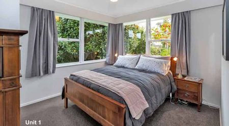 2-BEDROOM IN BUCKLANDS BEACH - Photo 3