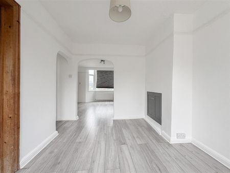 Little Common Road, Bexhill, TN39 4SB - Photo 3