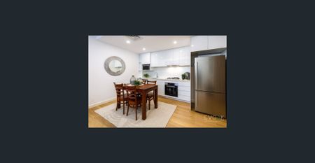 LUXURY APARTMENT IN CONVENIENT LOCATION - Photo 2