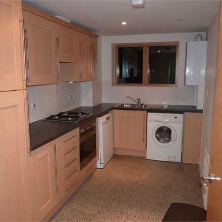 2 bedroom detached house to rent - Photo 4