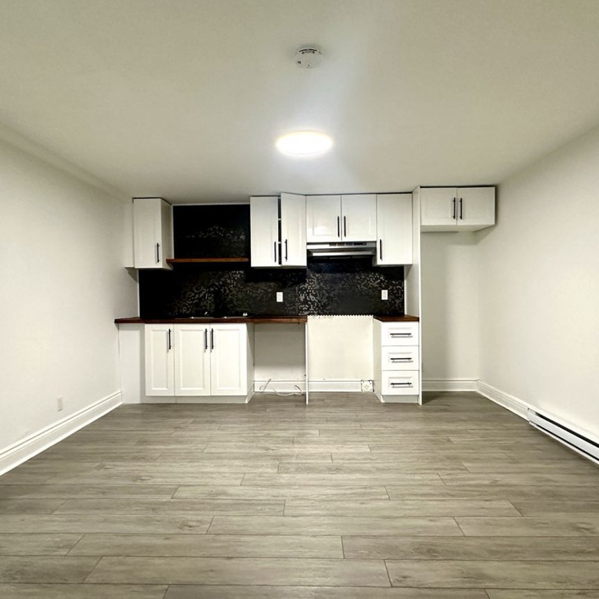 5200 Avenue Bannantyne, #6 - Photo 1