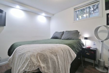 6411 Viseneau Dr - Photo 4