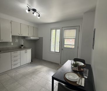 À Louer – Joli 3 ½ Meubles Inclus - Photo 1