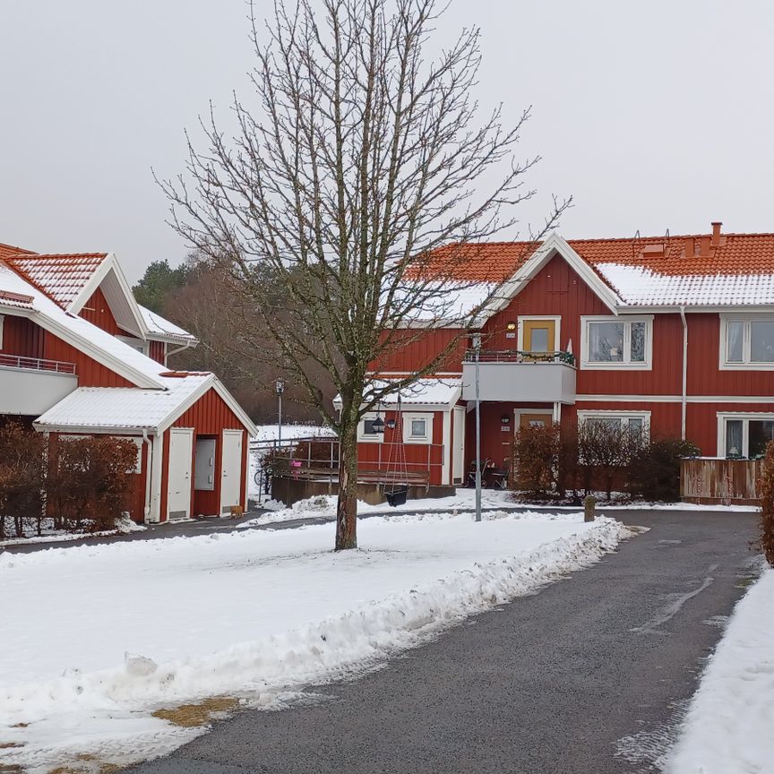 Lockövägen 22 F - Photo 1