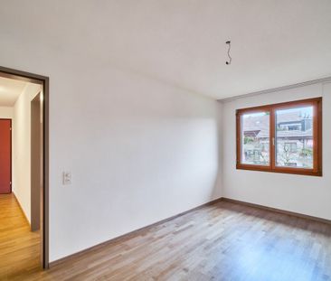 Sonnige 3.5-Zimmer Wohnung auf der Forch - Photo 4