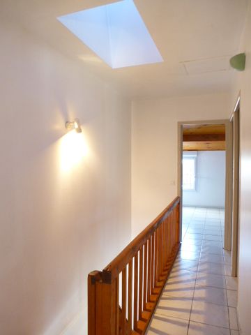 Location Appartement 3 pièces 64m² - Photo 5