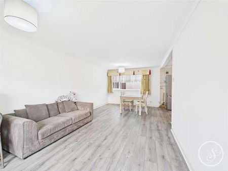 Langbar Garth, Leeds, LS14 - Photo 2