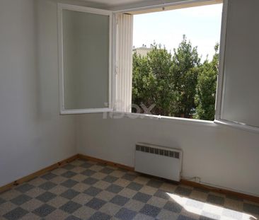 Appartement 4 pièce(s) 66.04 m² - Photo 2