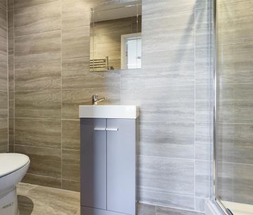 Beaconsfield Road, Brighton - Photo 3