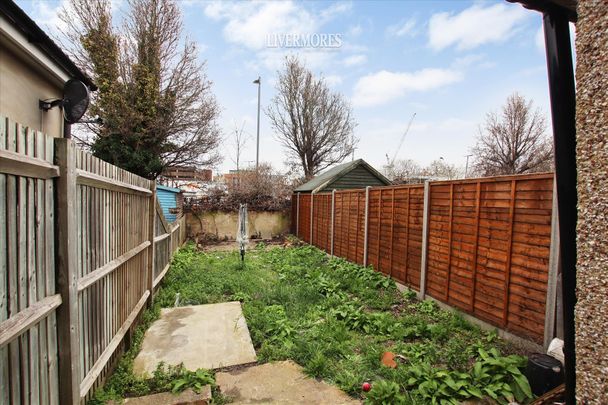 1 bedroom Terraced House to let - Photo 1