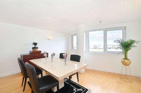 2 Bed Flat, New Atlas Wharf, E14 - Photo 4