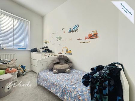 4 bedroom semi-detached house to rent - Photo 2