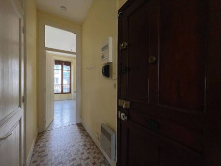 Location Appartement 1 pièce 41m² GRENOBLE 38000 - Photo 3