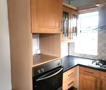 2 bedroom maisonette to rent - Photo 5