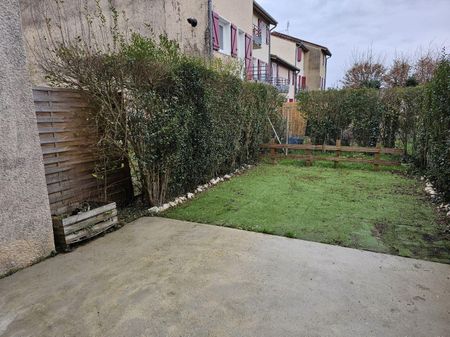 Location Maison 3 pièces 68m² VONNAS 01540 - Photo 5