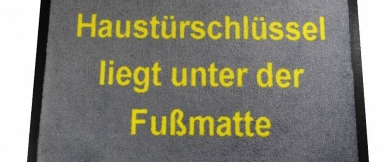 3-Raum Dachgeschosswohnung im modernisierten Altbau + Garten + PKW-Stellplatz - Photo 1