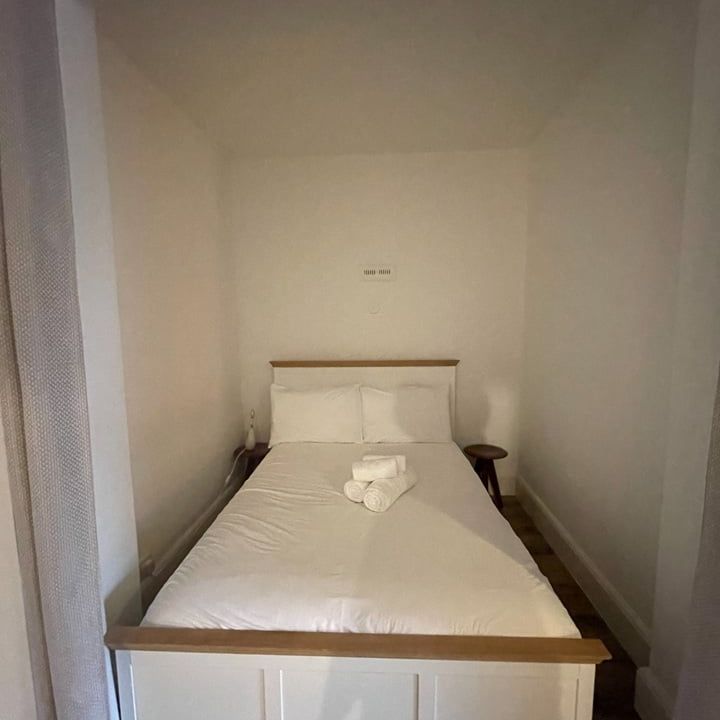 Studio Flat, Howitt Close, NW3 - Photo 1