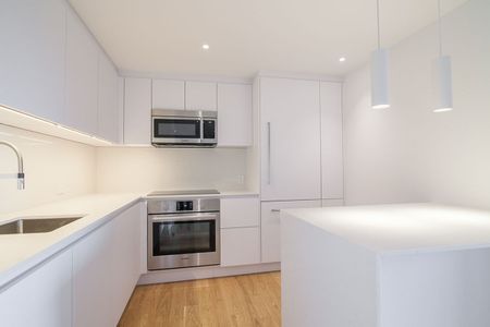 4555 Bonavista Avenue - Photo 2
