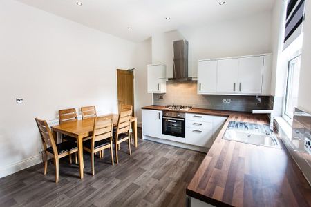 Providence Avenue, Woodhouse, Leeds - Photo 4