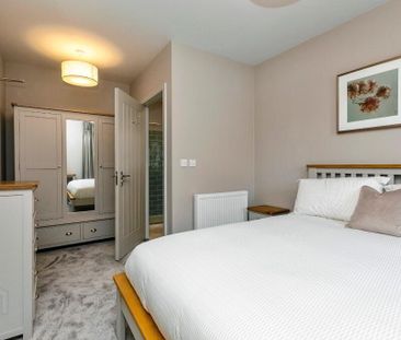 Apt 43 The Residence, 336 Ormeau Road, Belfast, BT7 2GE - Photo 4