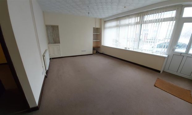 Neath Road, Plasmarl, SWANSEA - Photo 1