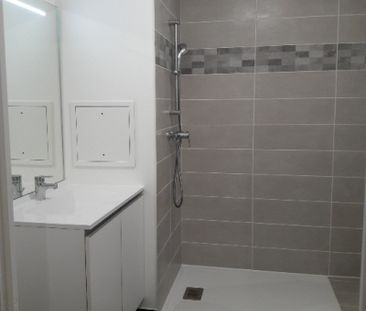 Location Appartement 2 pièces 40m² SARTROUVILLE 78500 - Photo 2