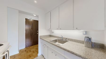 For Lease - 554 Harvie Avenue Unit# 9, Toronto, Ontario - Photo 5