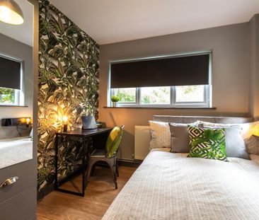 4 bedroom semi-detached house to rent - Photo 4