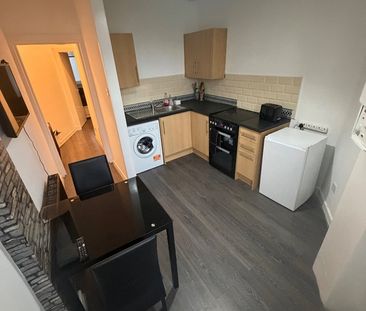 1 Bed Flat, Milnbank St, G31 - Photo 3